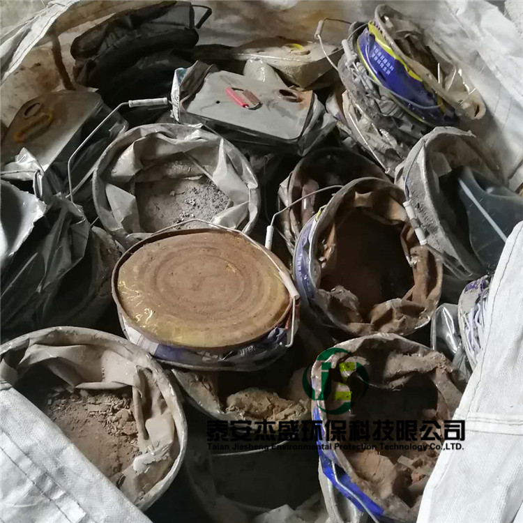 工業污泥處置的經營范圍是否需要資質?(圖1) 工業污泥處置的經營范圍是否需要資質?(圖1)